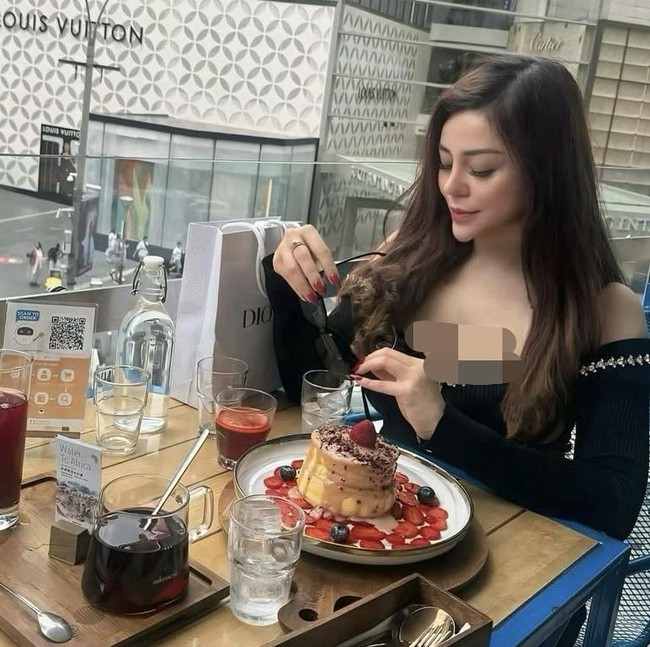 Potret Safa Marwah Makan Malam Mewah hingga Kulineran ke Eropa