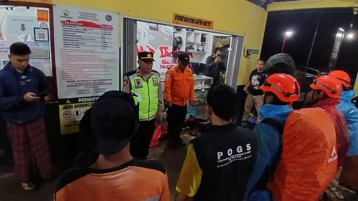 Pencarian Pendaki Hilang di Gunung Slamet Dilakukan hingga Plawangan