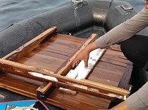 Pencarian Hari Kelima, Serpihan Kapal Pinisi Putri Sakinah Kembali Ditemukan