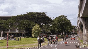 Libur Natal dan Tahun Baru, TMII Dipadati Pengunjung