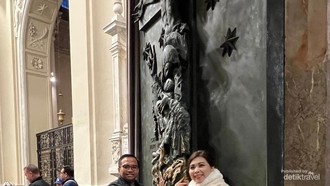 Wisata Religi di Tahun Yubileum, Mengunjungi 4 Pintu Suci di Roma