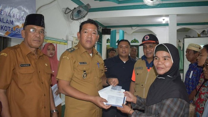 Pemkot Sibolga Salurkan Bantuan Dana Tunggu Harian Bagi Korban Bencana