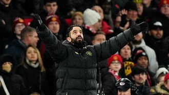 Gary Neville Kaget MU Pecat Amorim Secepat Ini