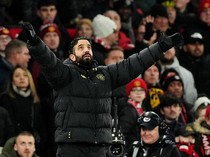 MU Tekor karena Pecat Amorim, Harus Bayar Ratusan Miliar Rupiah