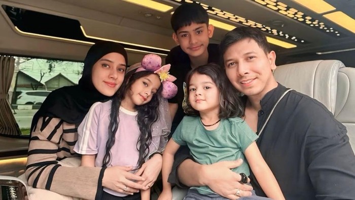 5 Potret Tampan King Zhafi Anak Fairuz A Rafiq & Sony Septian