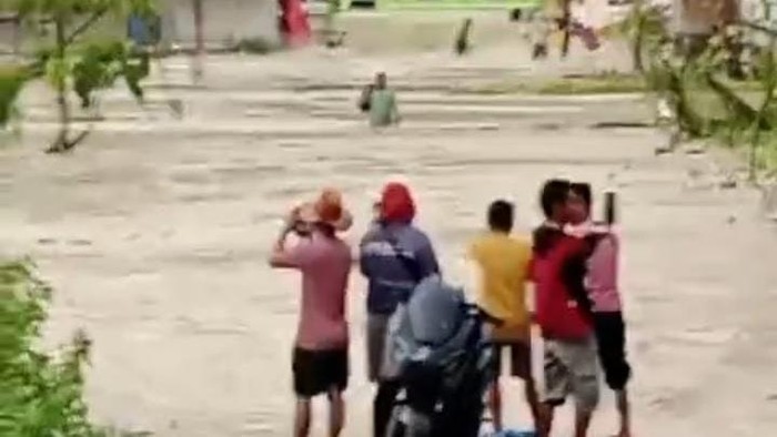 Banjir Terjang 2 Dusun di Pohuwato Akibat Tanggul Jebol, 144 Warga Terdampak