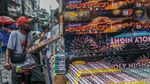 Berburu Petasan, Terompet dan Kembang Api untuk Rayakan Tahun Baru