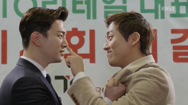 Berawal dari rival, Namgoong Min dan Lee Jun Ho akhirnya menjadi partner yang solid di drama Korea Good Manager. Ada banyak momen lucu yang membuat bromance mereka ikonik. Foto: Instagram