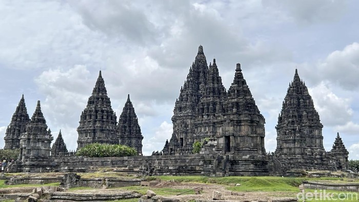 12 Destinasi Wisata Sekitar Candi Prambanan, Wahana Air-City Light Cantik