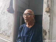 Rumah Bocor Sejak Puluhan Tahun, Keluarga Tak Kuasa Lihat Atap Ambruk