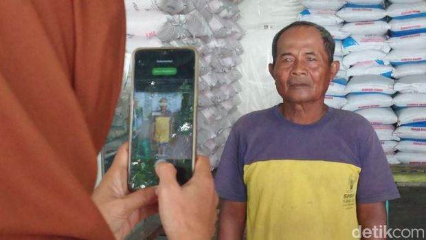 Digitaliasasi pupuk di Tulungagung