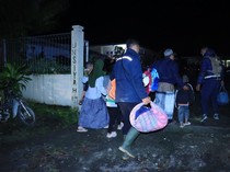 Warga 5 Desa di Bener Meriah Mengungsi Pasca Gunung Bur Ni Telong Siaga