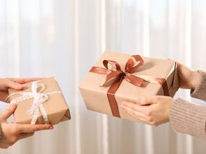 7 Ide Kado Hari Kartini 2026 untuk Ibu dan Sahabat, Bermakna dan Berkesan