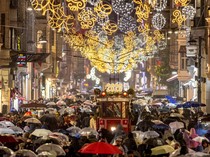 Istanbul Bersinar Jelang Malam Tahun Baru