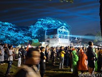 Video Malam Tahun Baru di TMII: Doa Bersama-Aksi Nyalakan 1.000 Lilin