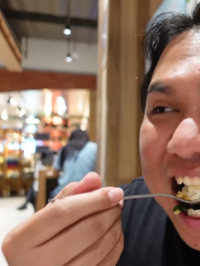 Seru-seruan di Bangkok! Keanu Agl Jajan Mangga hingga ke Kedai Michelin