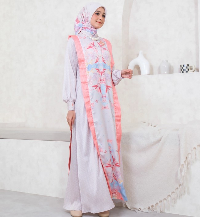 Koleksi baju Lebaran dari Kalana Scarves.
