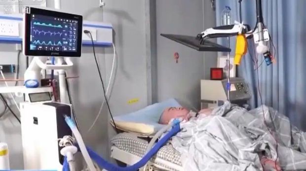 Kisah Haru Pria Lumpuh & Ibunya Bangun Smart Farm Pakai 1 Jari