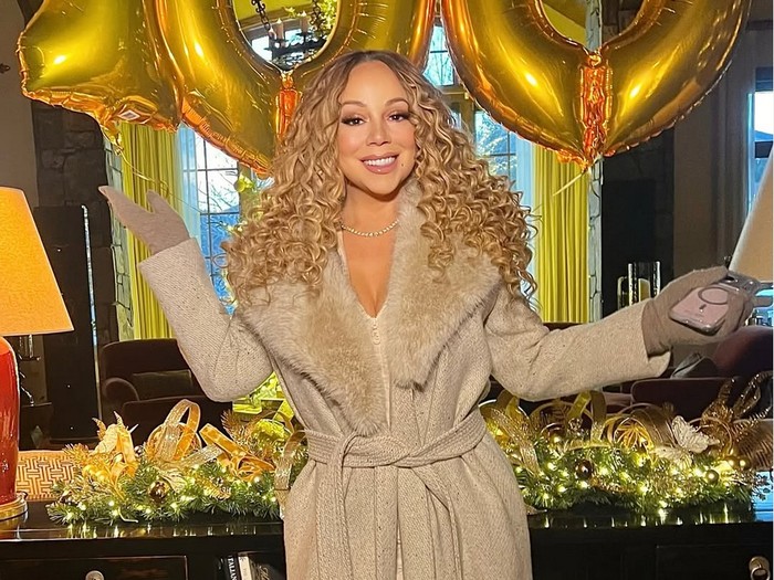 Mariah Carey Liburan di Aspen.