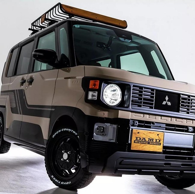 Tampang Mitsubishi Delica Mini yang Dipoles Bergaya Off Road