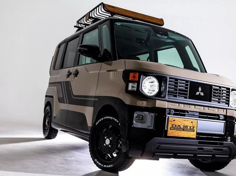 Tampang Mitsubishi Delica Mini yang Dipoles Bergaya Off Road