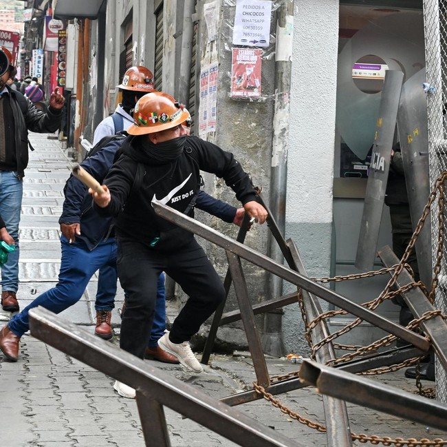 Penambang Turun ke Jalan, Protes Subsidi Bahan Bakar Memanas