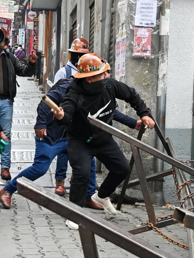 Penambang Turun ke Jalan, Protes Subsidi Bahan Bakar Memanas