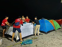 Merayakan Malam Tahun Baru Sambil Camping di Pantai Sunrise Land Lombok