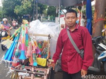 Keluh Kesah Penjual Terompet di Cimahi, 2 Hari Jualan Laku 6 Biji
