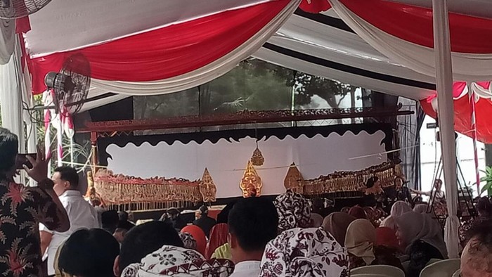 Sambut Tahun Baru, Lamongan Gelar Wayang Kulit hingga Tasyakuran