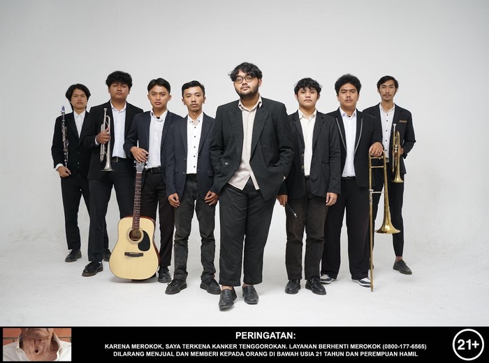 Perjalanan Band Jazz Bluemoon dari Cover Lagu Santai-Keliling Panggung