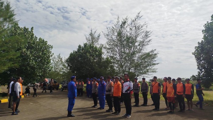 Pencarian Atlet Terjun Payung Jatuh di Pangandaran Dilanjutkan