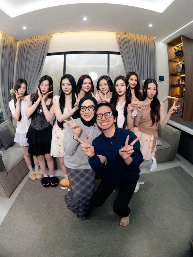 Hearts2Hearts Mampir ke Rumah, Shadira Firdausi Bikin Martabak-Scrapbook