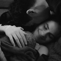 Foto Steffi Zamora Lahiran Ditemani Nino Fernandez, Wajah Anak Bikin Penasaran