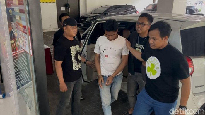 Tolak Laporan Nenek Elina Bikin Polsek Lakarsantri Dilaporkan ke Propam