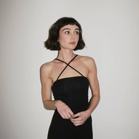 CLOUD BOB. Cocok untuk kamu yang ingin potongan lebih santai dan lembut. Menurut Mark Hayes, Senior International Creative Director di Vidal Sassoon, cloud bob punya tekstur yang longgar dan tidak terstruktur. Foto: Instagram