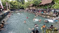 Kunjungan wisatawan naik sekitar 75 persen dari sebelumnya. Adapun wisawatan tersebut berasal dari luar daerah, seperti dari Kediri, Tulungagung dan Surabaya.