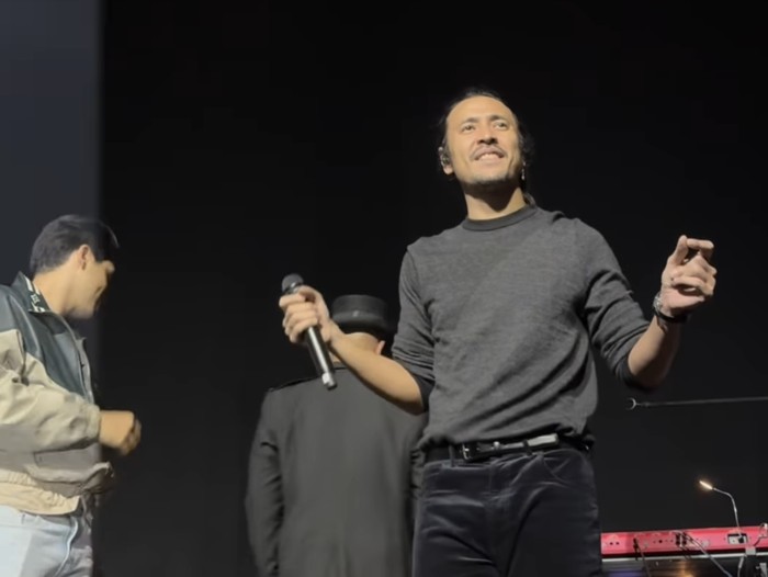 Yuke dan Maxime Bouttier