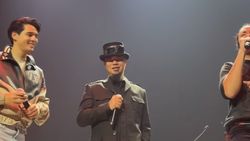 Momen Maxime Bouttier Nyanyi Bareng Dewa 19