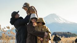 Sederet Seleb Indonesia Liburan ke Jepang: Prilly-Aura Kasih