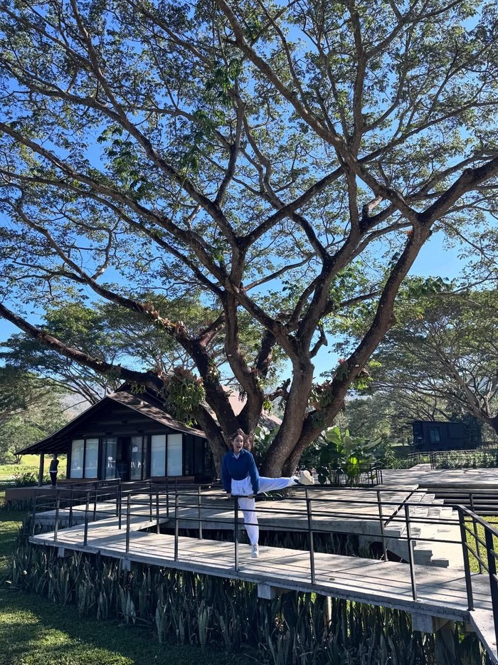 Cinta Laura Habiskan 7 Hari Terakhir 2025 Dalam Keheningan di Thailand Utara