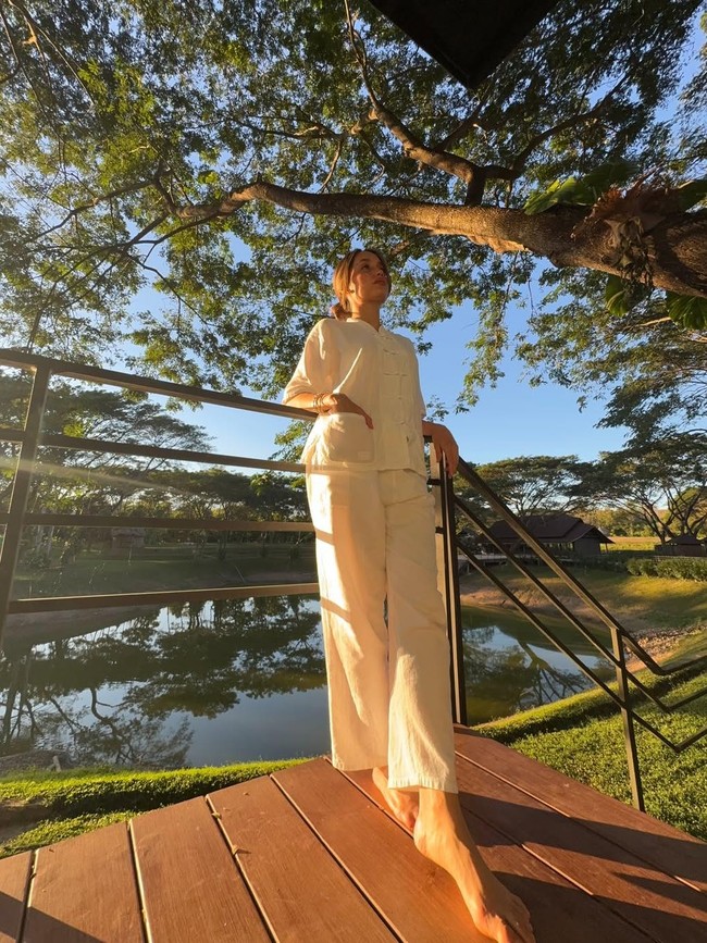 Cinta Laura Habiskan 7 Hari Terakhir 2025 Dalam Keheningan di Thailand Utara