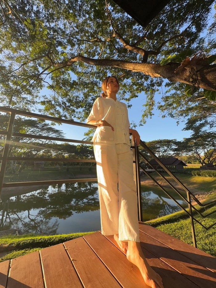 Cinta Laura Habiskan 7 Hari Terakhir 2025 Dalam Keheningan di Thailand Utara