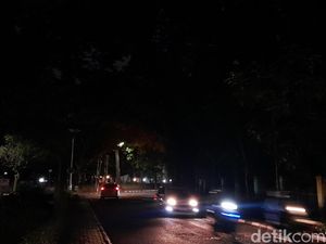 Gelap Gulita di Malam Hari, Jalan Tamansari Picu Rasa Waswas