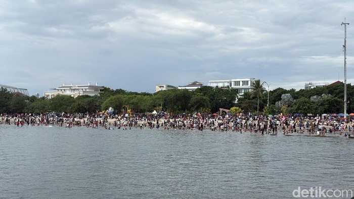 Libur Tahun Baru, Ancol Diserbu 72.800 Warga