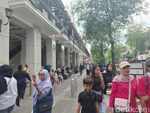 Suasana Kawasan Malioboro saat libur tahun baru, Kota Jogja, Kamis (1/1/2026).