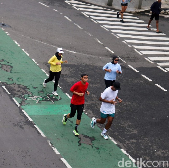 Pagi Pertama 2026, Jakarta Lepas dari Hiruk Pikuk