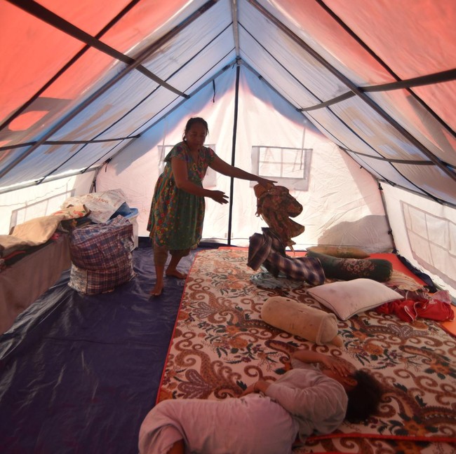 Penyintas Bencana Padang Pariaman Masih Tinggal di Tenda Darurat