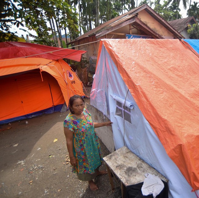 Menunggu Hunian Rampung, Korban Bencana Sumbar Tinggal di Tenda Pengungsian