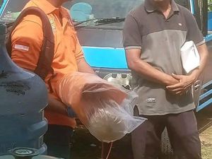 Sekelompok Bocah Temukan Tengkorak Terbungkus Plastik di Pantai Aloha Dompu